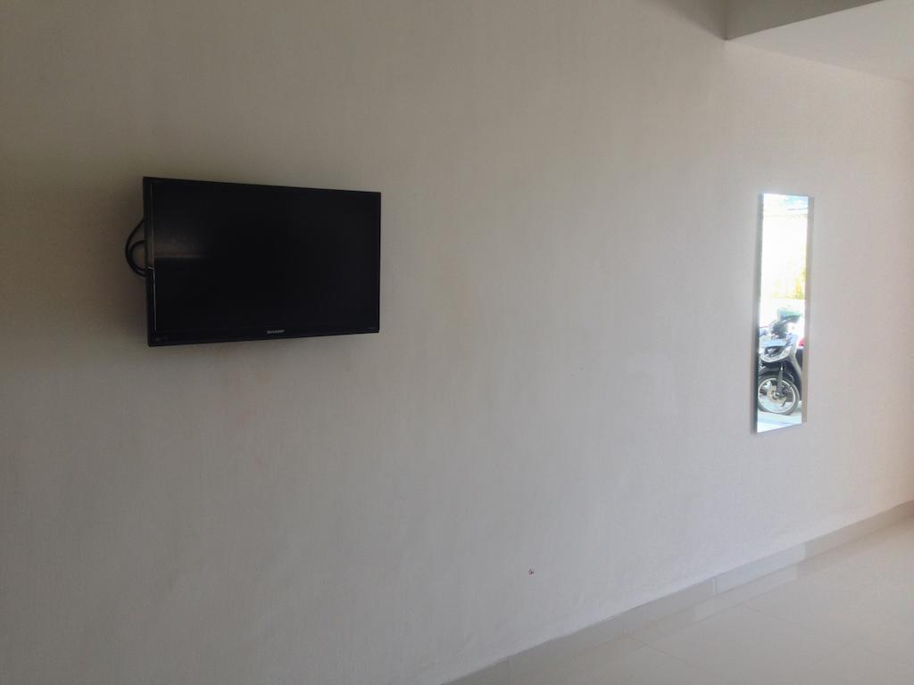 Rumah Cassa Guest House Surabaya Zimmer foto